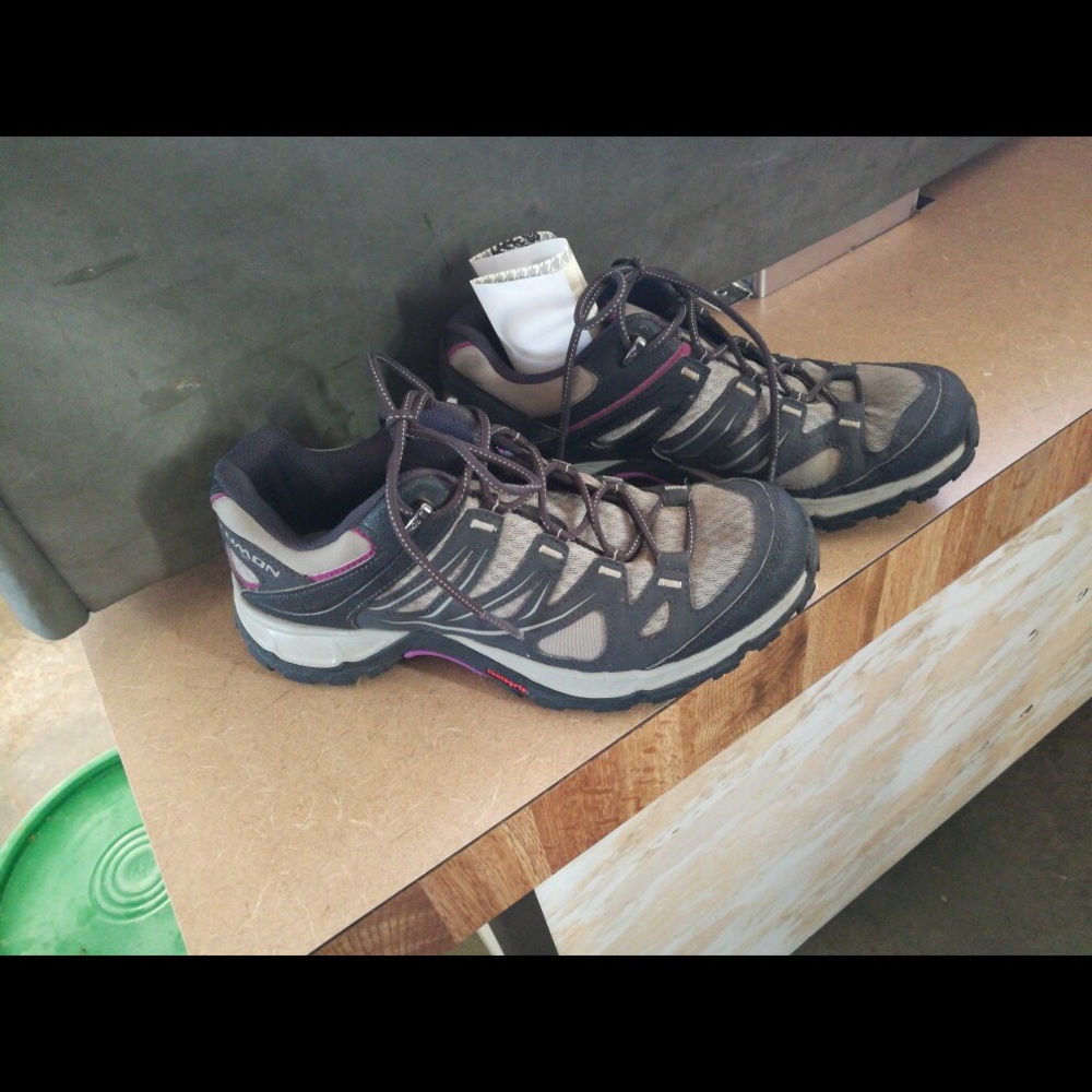 Solomon shoes